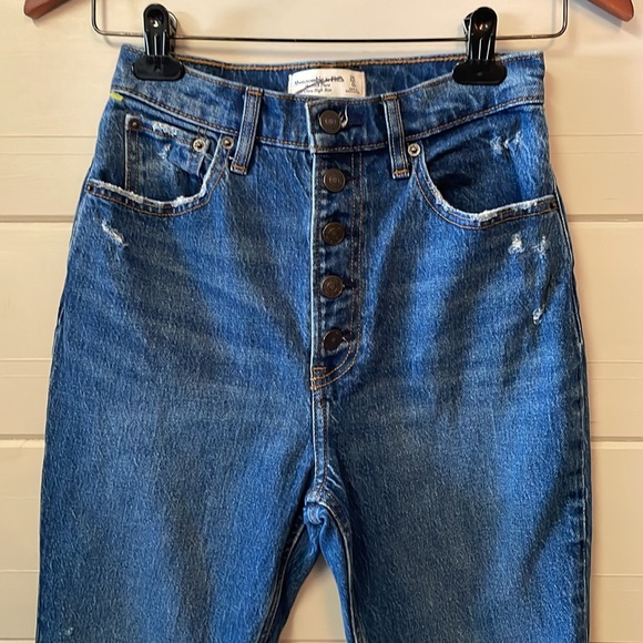 Abercrombie & Fitch The Kick Flare Ultra High Rise Jeans Size 25. - Picture 6 of 12